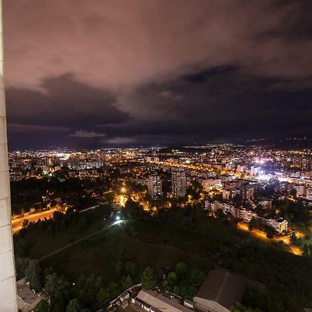 33Rd Floor Luxury Apartment Spa & Fitness Skopje Luaran gambar