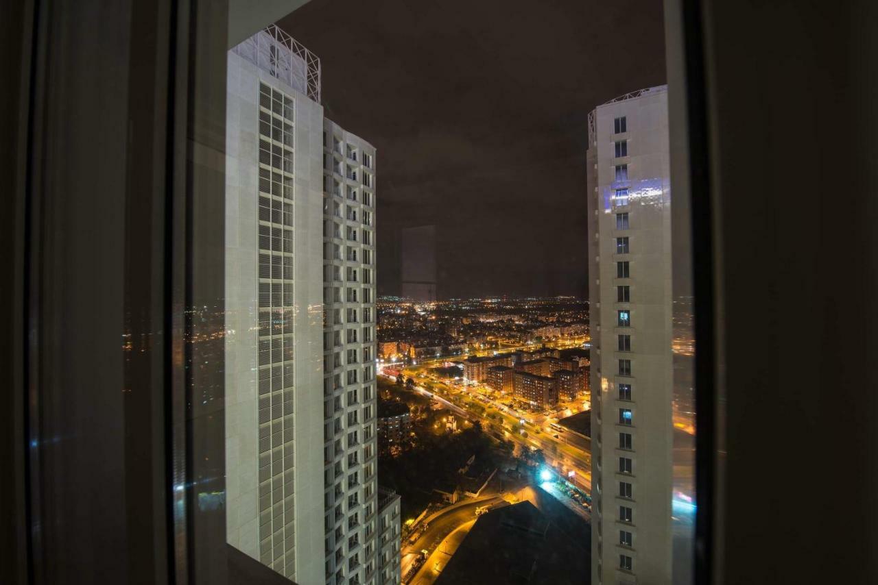 33Rd Floor Luxury Apartment Spa & Fitness Skopje Luaran gambar