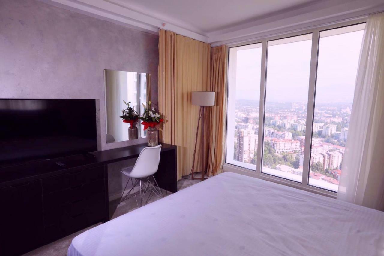 33Rd Floor Luxury Apartment Spa & Fitness Skopje Luaran gambar