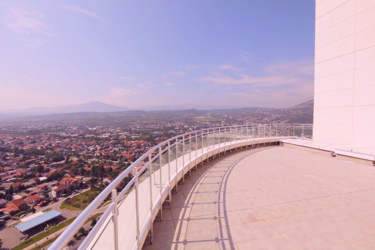 33Rd Floor Luxury Apartment Spa & Fitness Skopje Luaran gambar