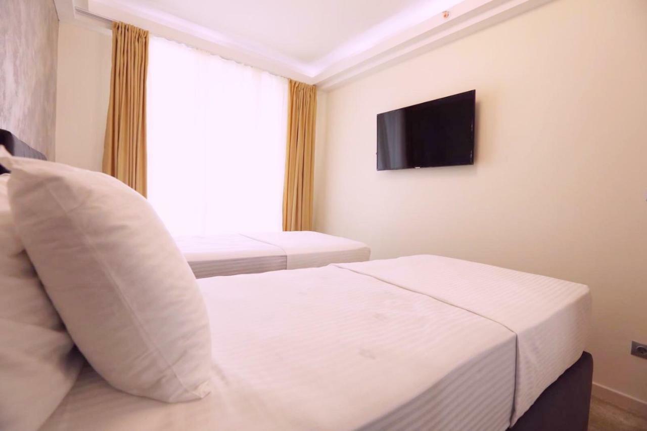 33Rd Floor Luxury Apartment Spa & Fitness Skopje Luaran gambar